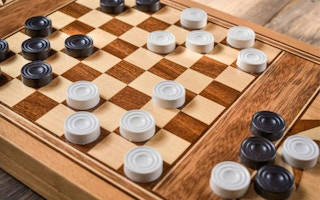 Play Checkers Two Player