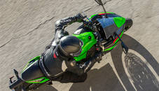 Kawasaki Ninja 650 Slide